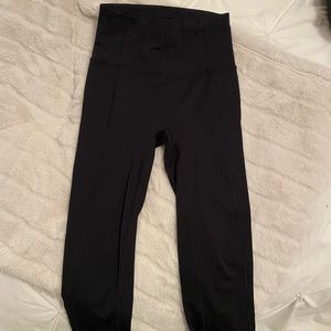 Lululemon leggings with pockets